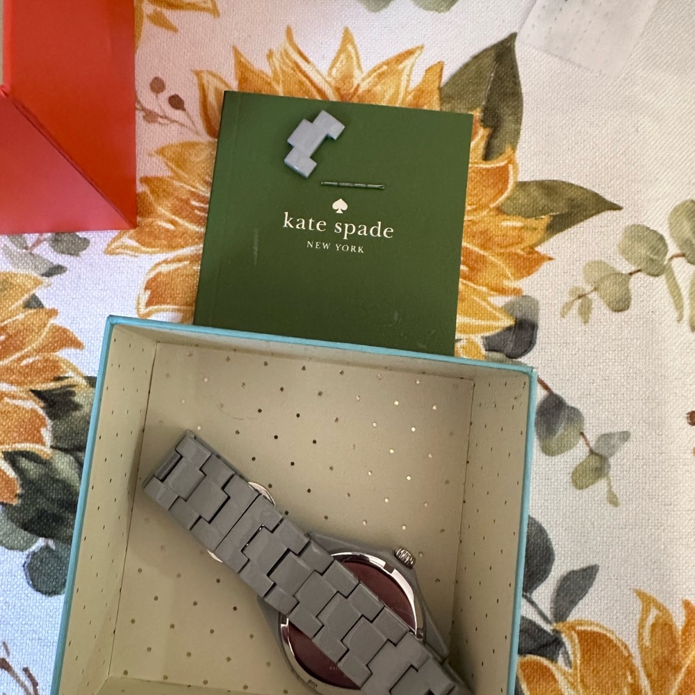 Kate Spade Silver Watch - Picture 6 of 7